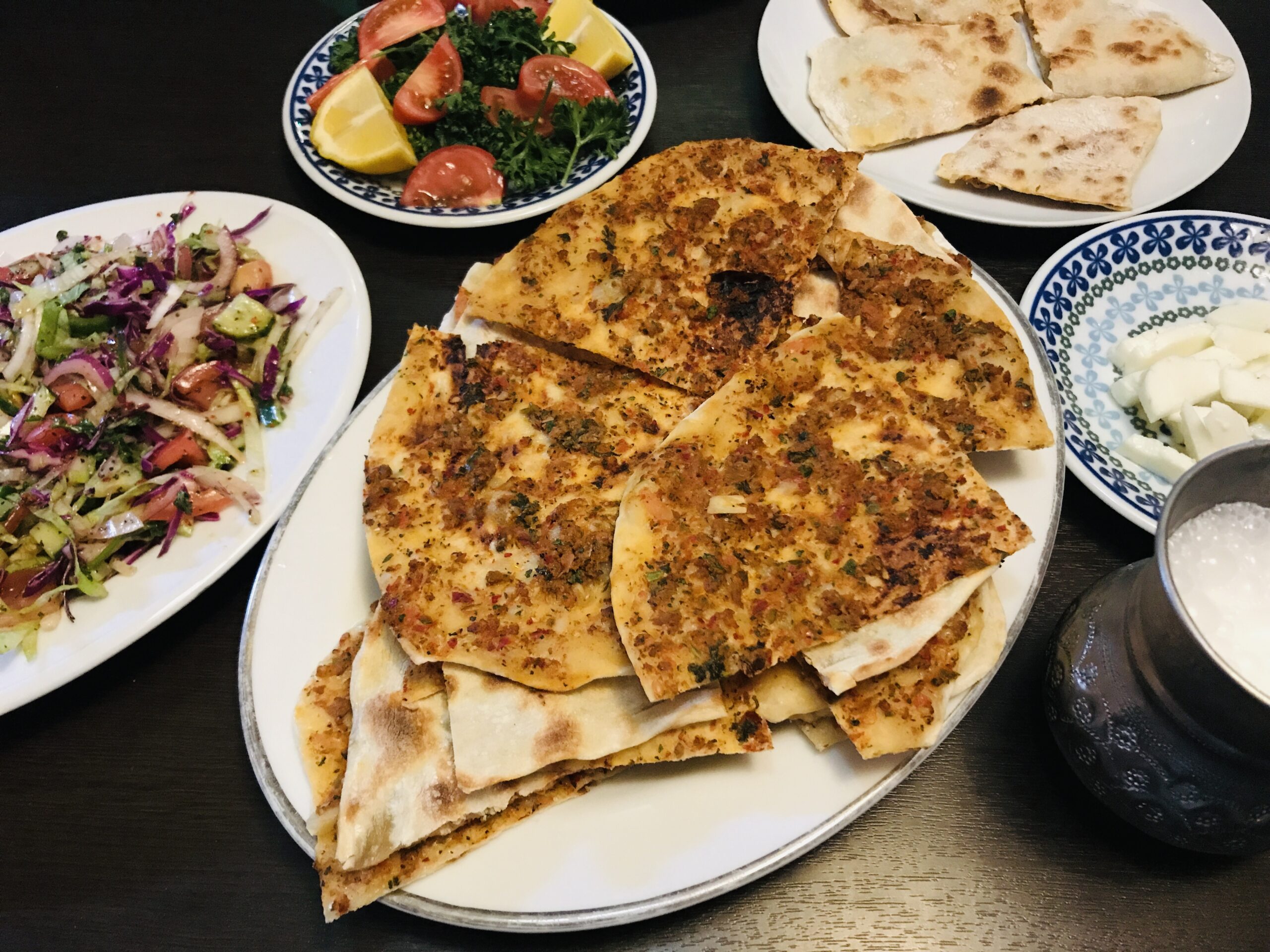 トルコ料理でもあるラフマジュンを知っていますか おすすめのレシピと気になるカロリーをご紹介